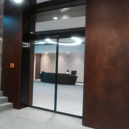 Panoramaview/31thfloor!/luxury/wifi/parking 公寓 布拉迪斯拉发