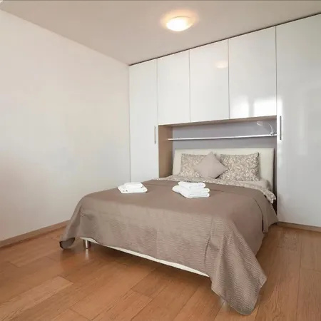Panoramaview/31thfloor!/luxury/wifi/parking *