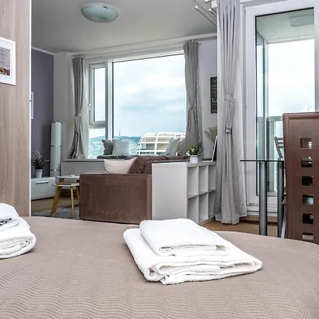 Panoramaview/31thfloor!/luxury/wifi/parking براتسيلافا