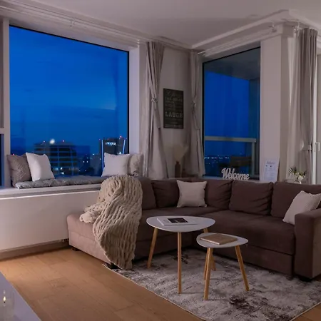 شقة Panoramaview/31thfloor!/luxury/wifi/parking براتسيلافا